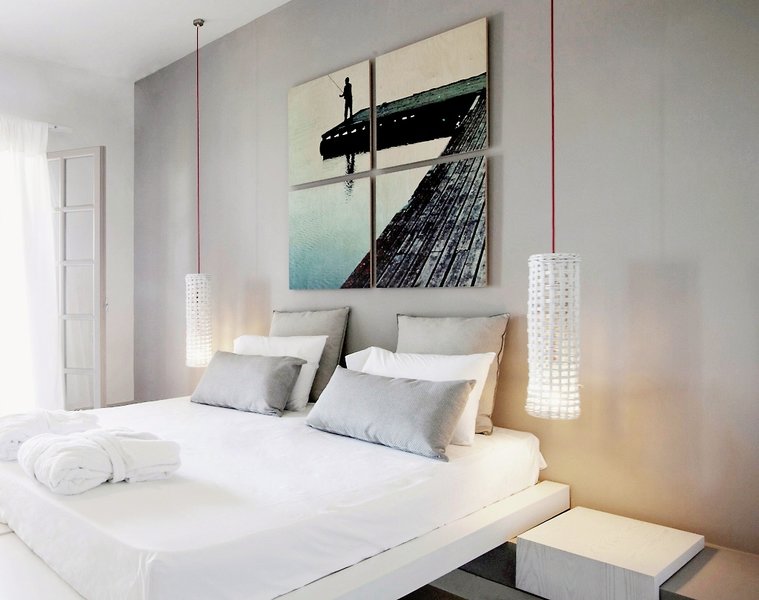 The Bay Hotel + Suites 22