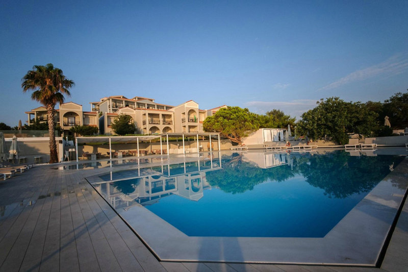 The Bay Hotel + Suites 15