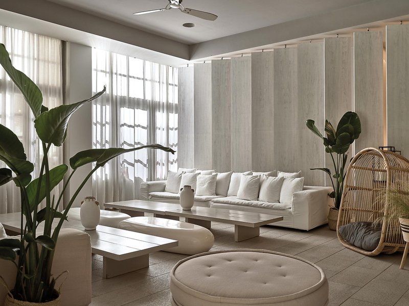 The Bay Hotel + Suites 27