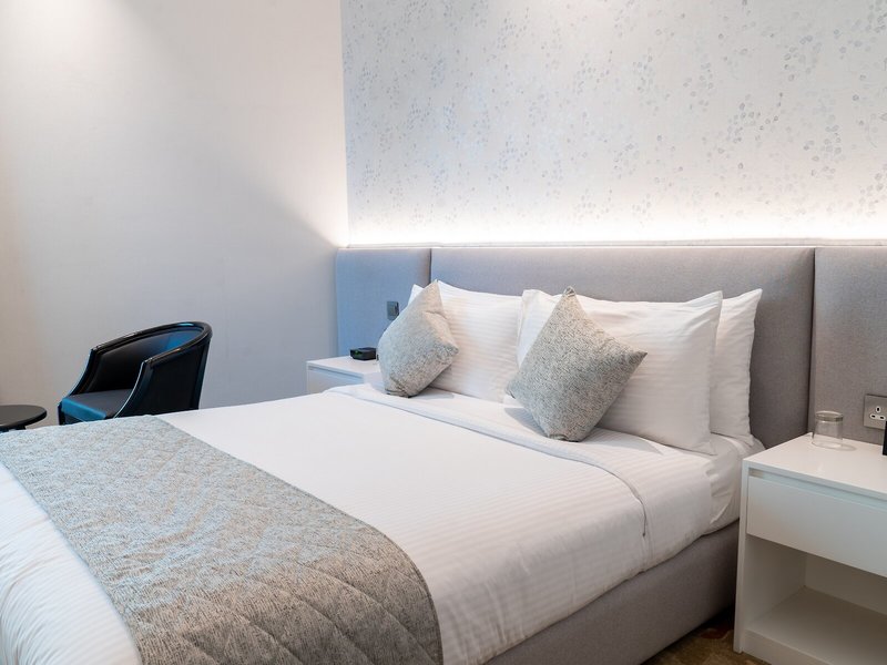 eStay Inn Hotel 27