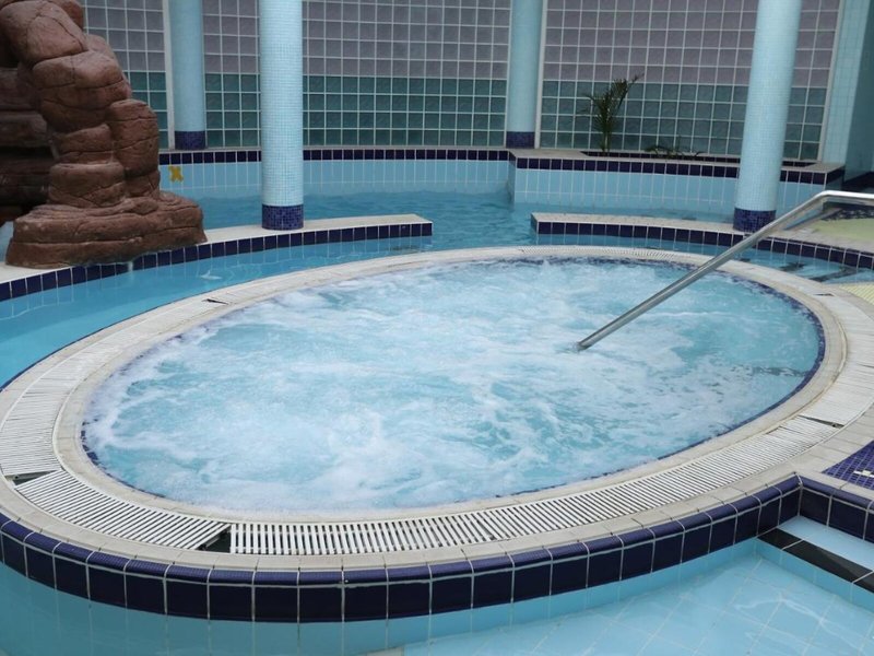 eStay Hotel 7