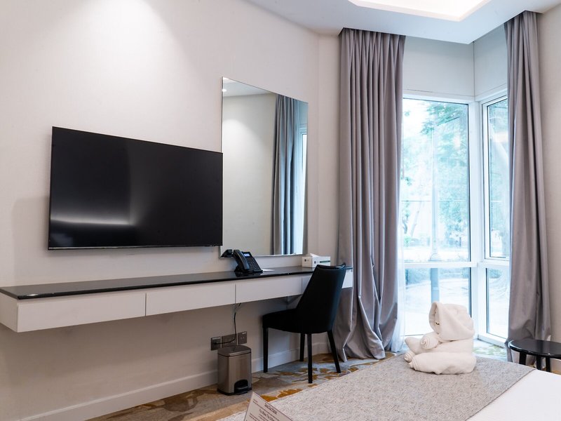 eStay Hotel 22
