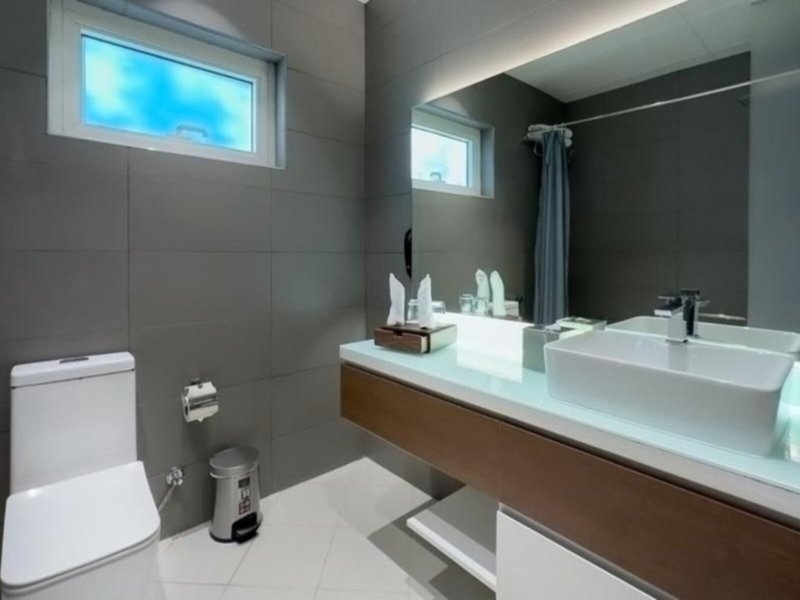 eStay Hotel 26
