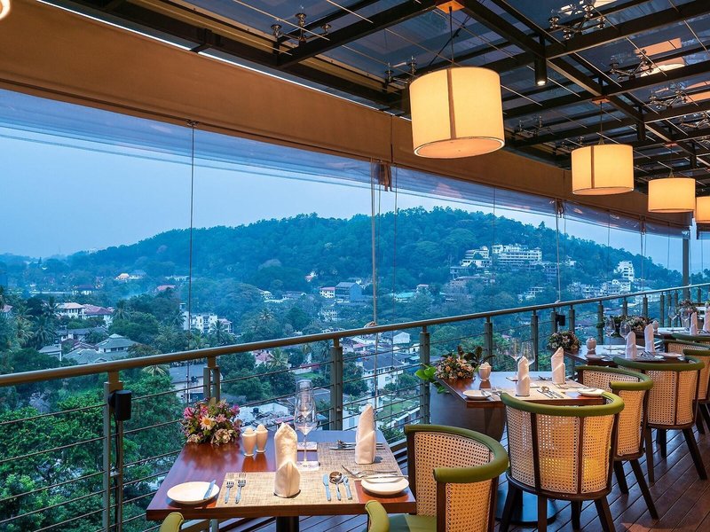 Grand Serendib Hotel 11