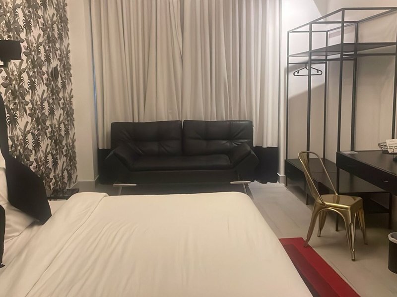 Hotel Philosophy 22
