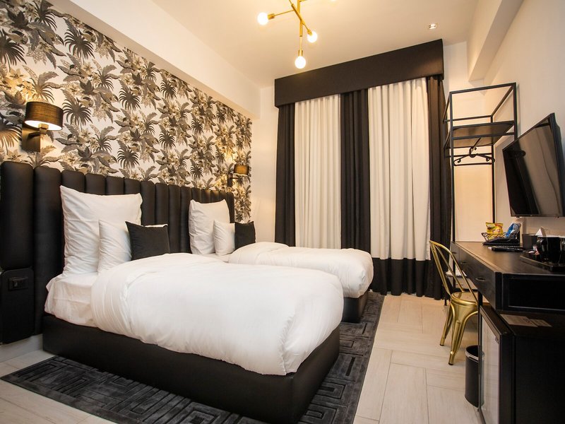 Hotel Philosophy 32