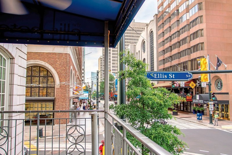 The Ellis Hotel 4