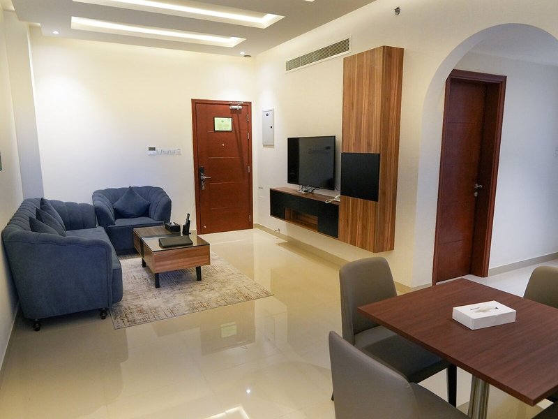 The Plaza Hotel & Resort 18