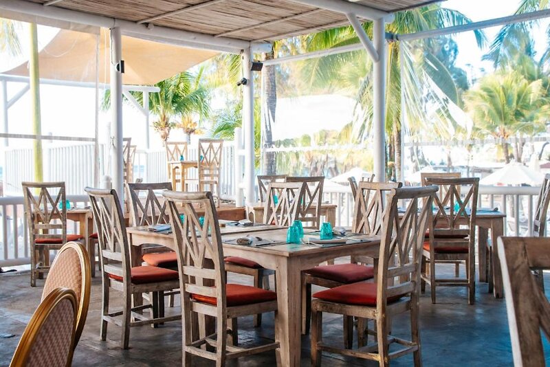Hibiscus Boutique Hotel 12