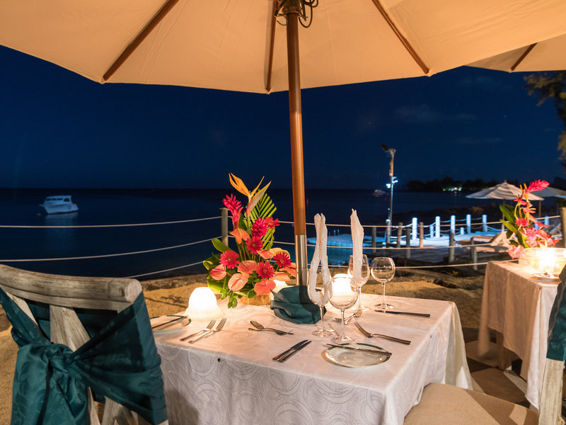 Hibiscus Beach Resort & Spa 8