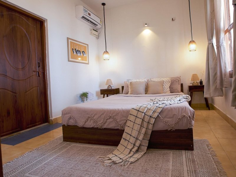 Woodpegger by The Beach 20