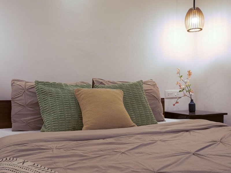 Woodpegger by The Beach 23