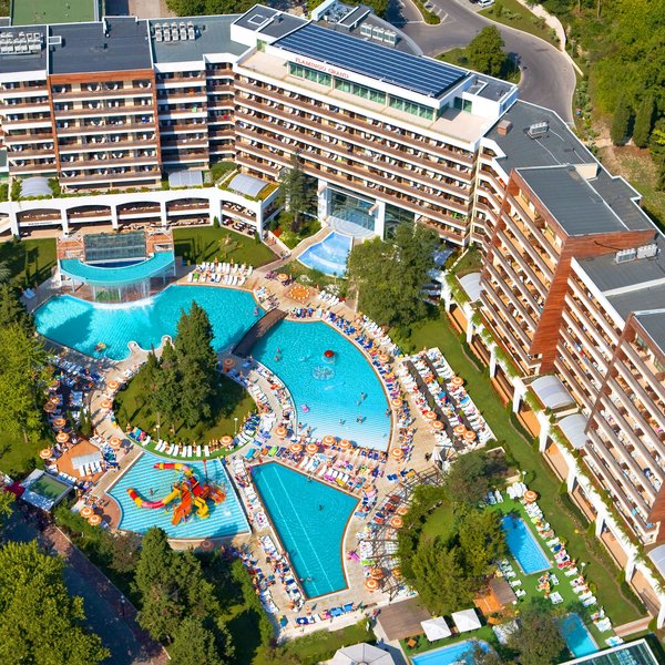 Flamingo Grand Hotel & Spa 6
