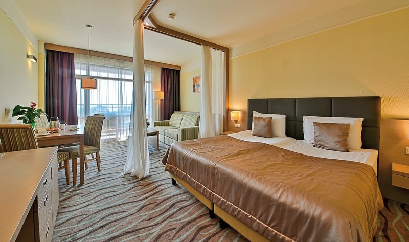 Flamingo Grand Hotel & Spa 2