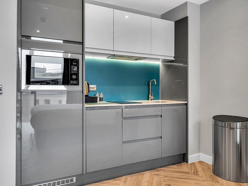 Roomzzz Edinburgh 41 - Room Example
