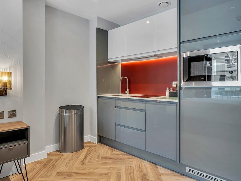 Roomzzz Edinburgh 46 - Room Example