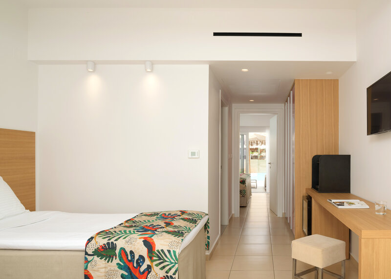 High Beach Resort 35