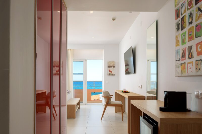 High Beach Hotel 110