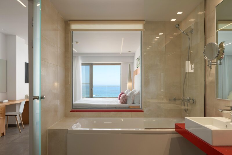 High Beach Hotel 173