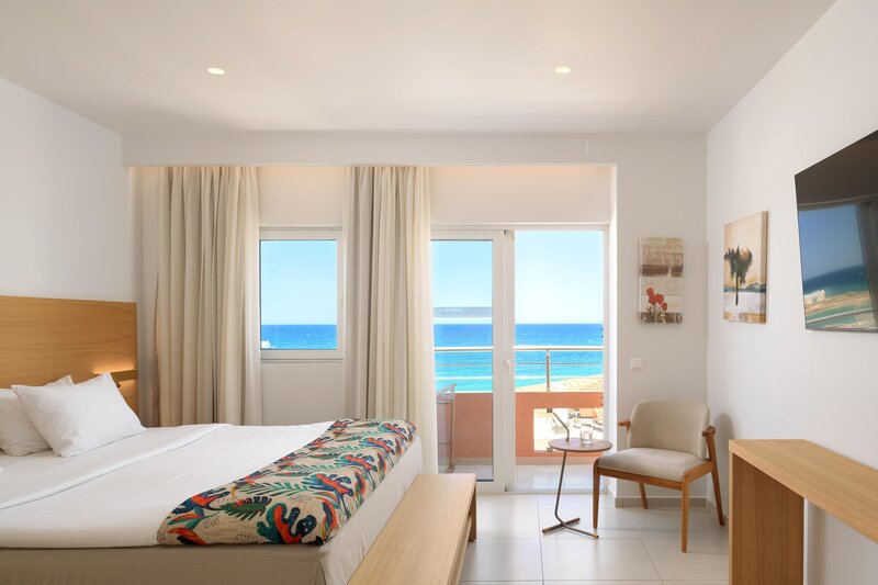 High Beach Resort 101