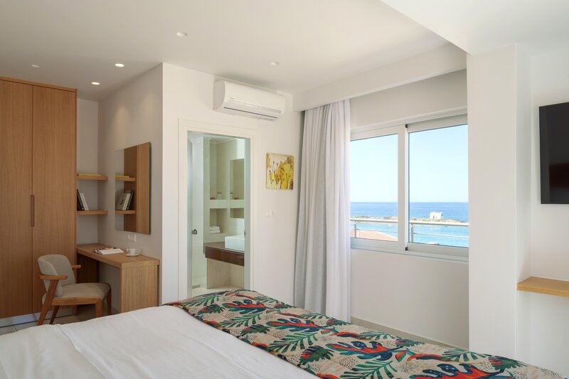 High Beach Resort 111