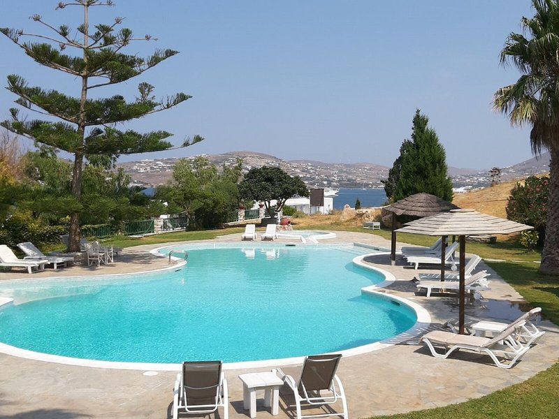 High Mill Paros 15