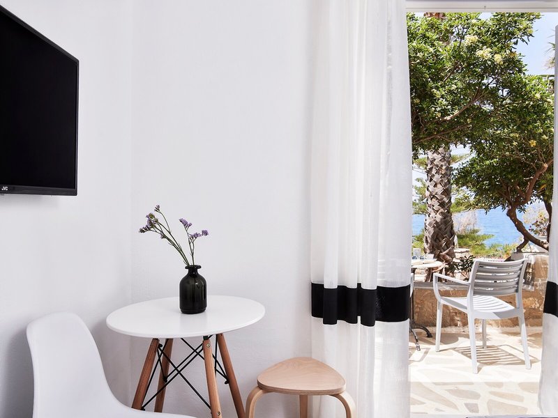 High Mill Paros 31