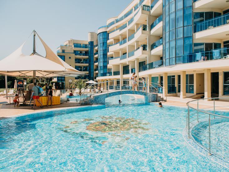 Marina Holiday Club 2