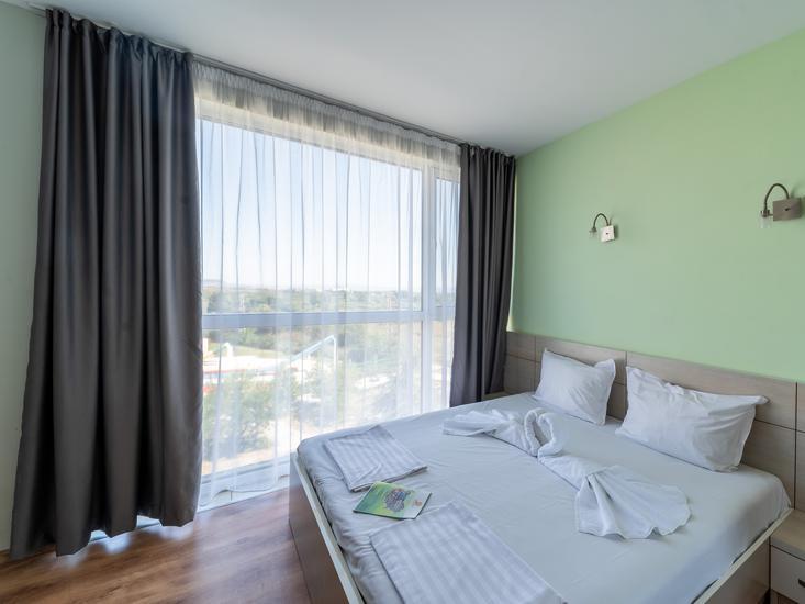Marina Holiday Club 4