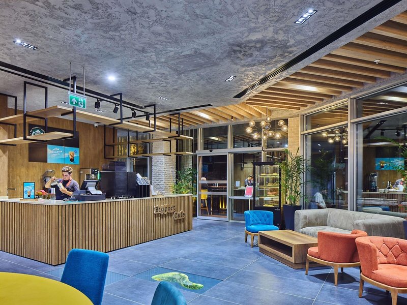 Ibis Istanbul Airport 9