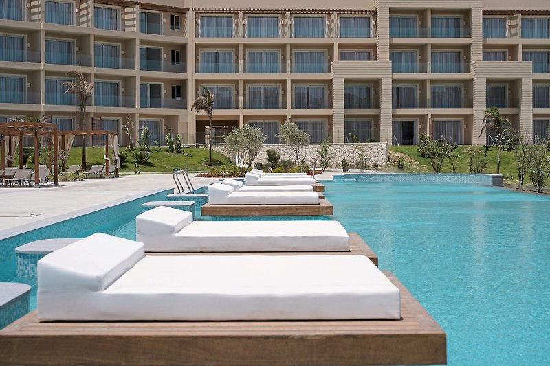 Jaz Asteria Beach 11