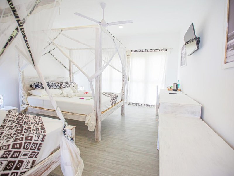 AHG Lion Beach Resort & SPA 3