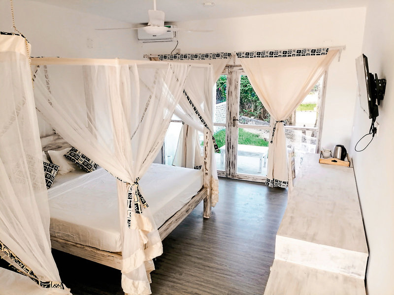 AHG Lion Beach Resort & SPA 9