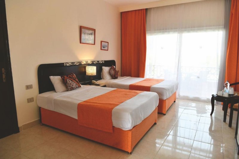 Wadi Lahmy Azur Resort 3