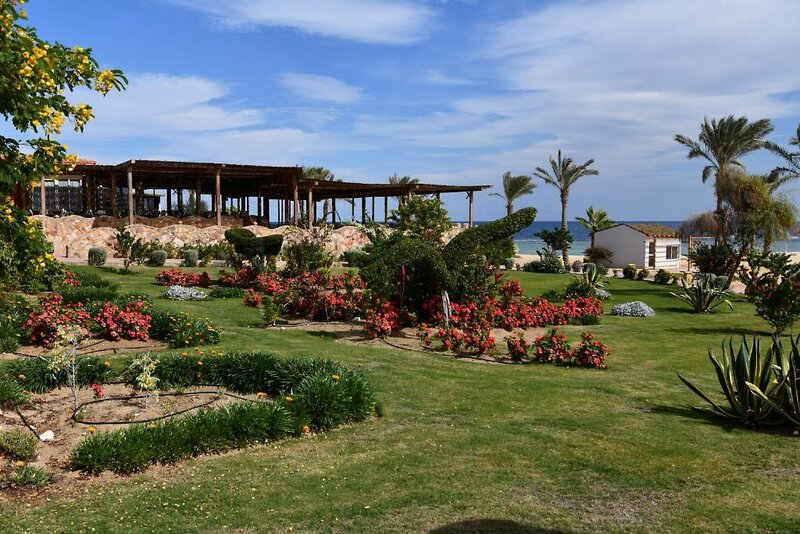 Wadi Lahmy Azur Resort 3
