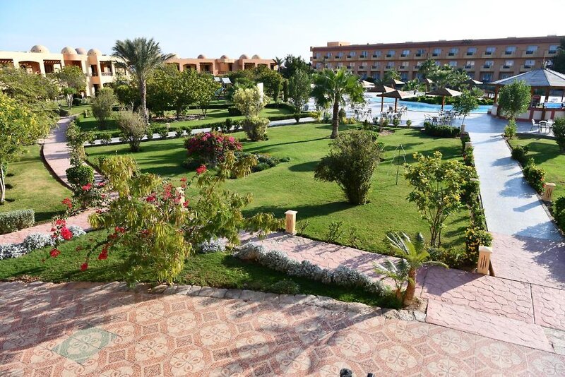 Wadi Lahmy Azur Resort 9