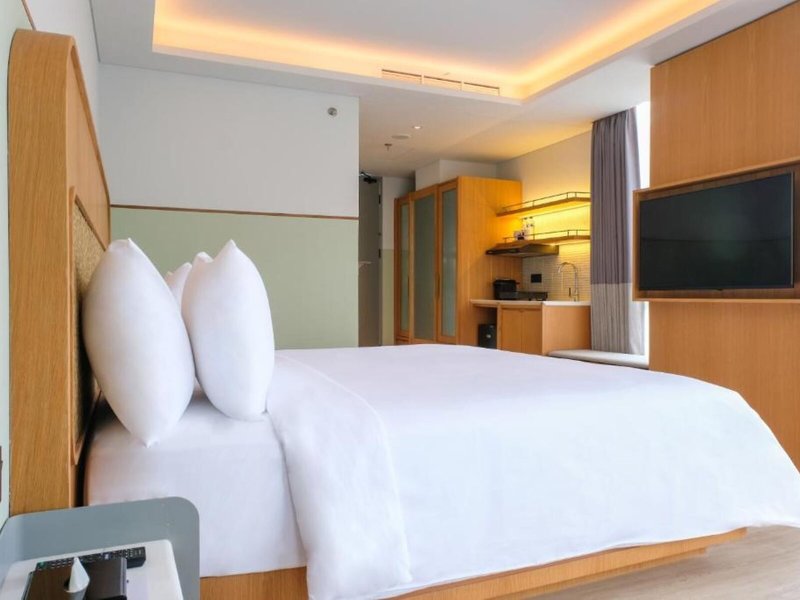 ARTOTEL Casa Kuningan 4