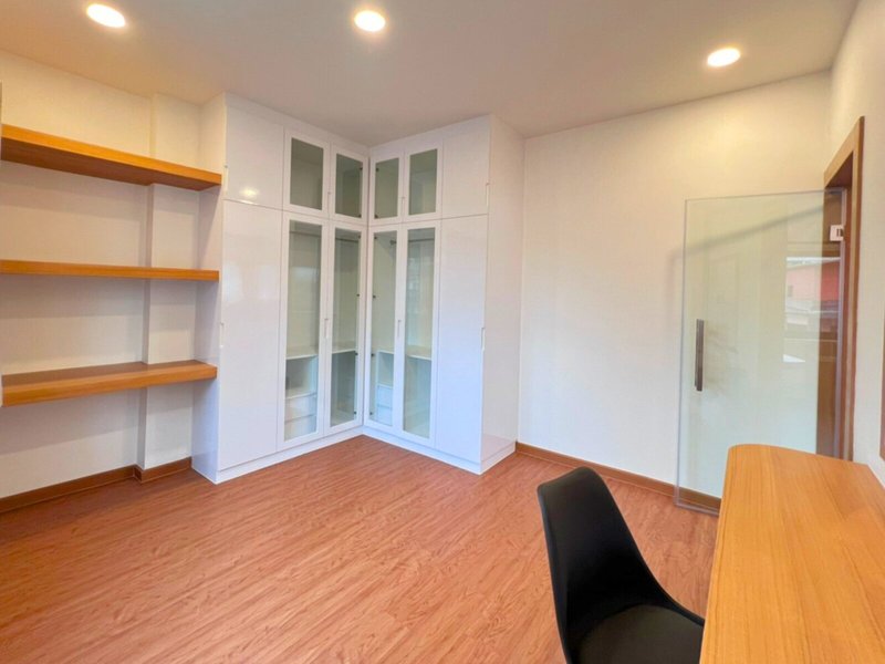 The Lodge Pattaya 44