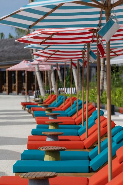 SO/ Maldives 9