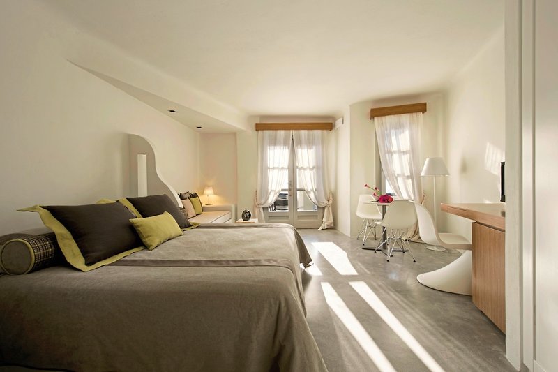 Avaton Resort & Spa 8