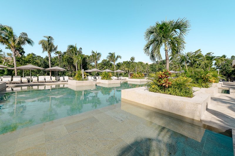 Family Selection at Grand Palladium Kantenah Resort & Spa 1