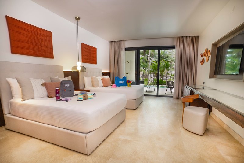 Family Selection at Grand Palladium Kantenah Resort & Spa 4