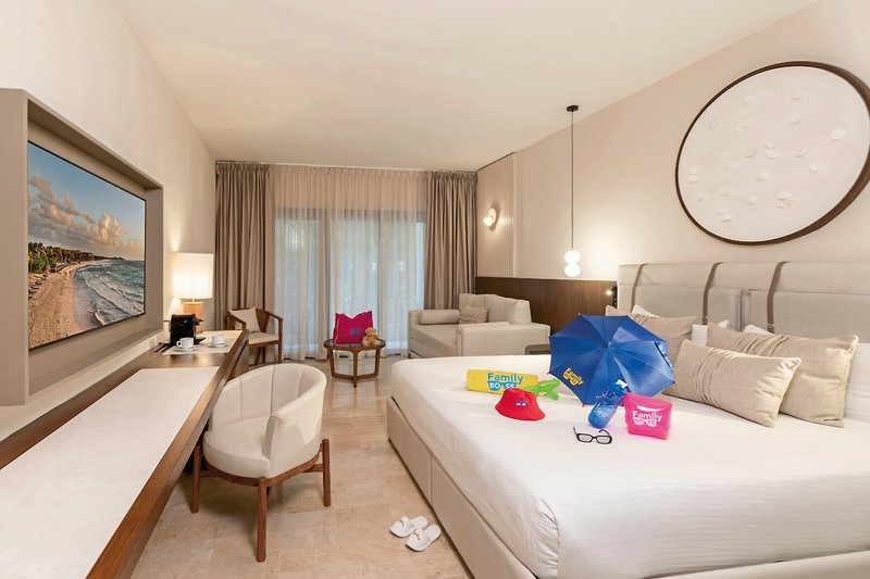Family Selection at Grand Palladium Kantenah Resort & Spa 12