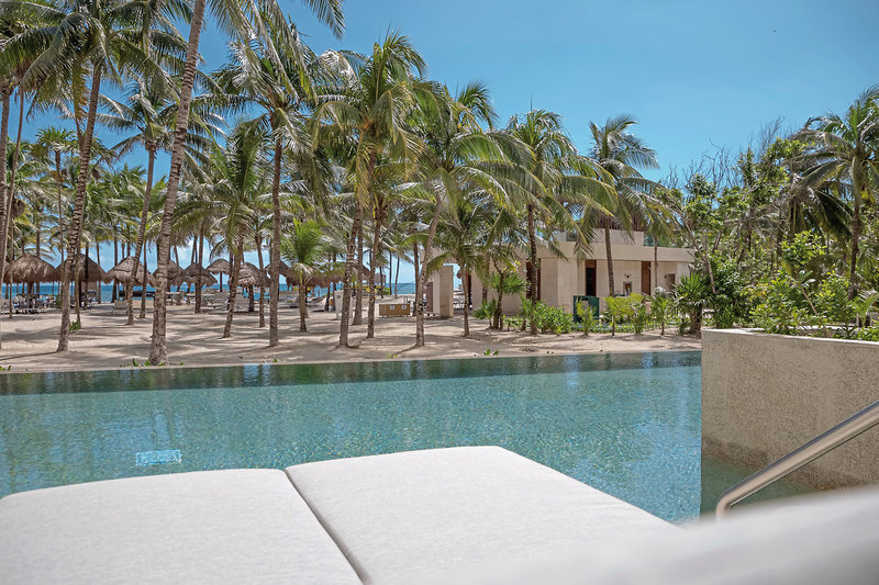 Family Selection at Grand Palladium Kantenah Resort & Spa 19