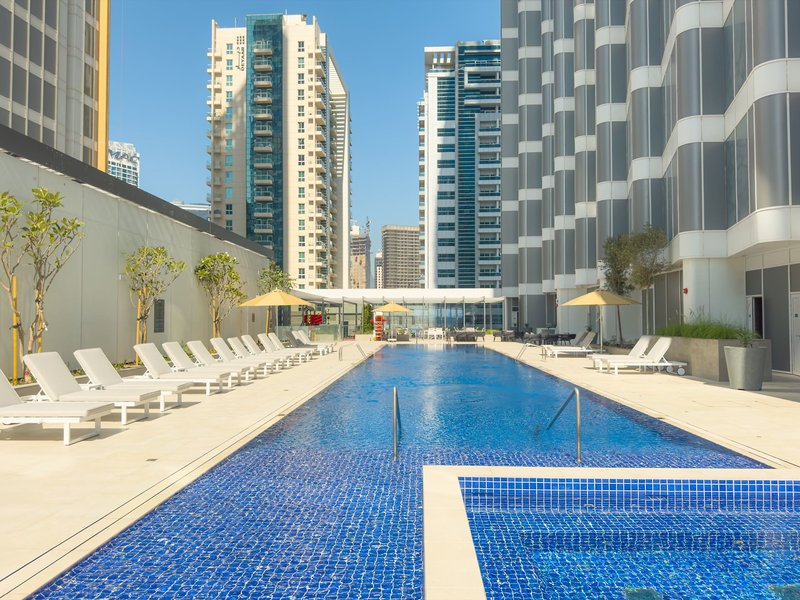 Holiday Inn Dubai Business Bay 4