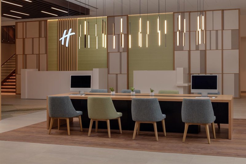 Holiday Inn Dubai Business Bay 9