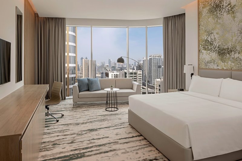 Holiday Inn Dubai Business Bay 5