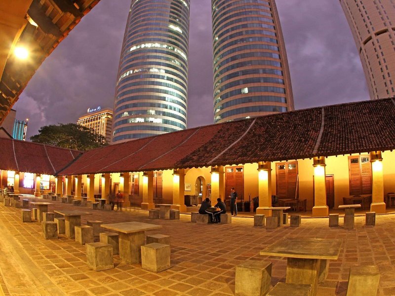 Hilton Colombo 5