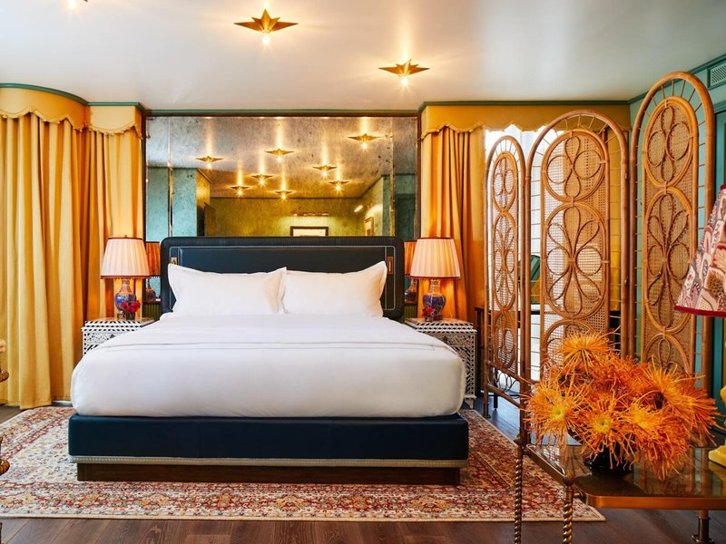 The Fifth Avenue Hotel 3