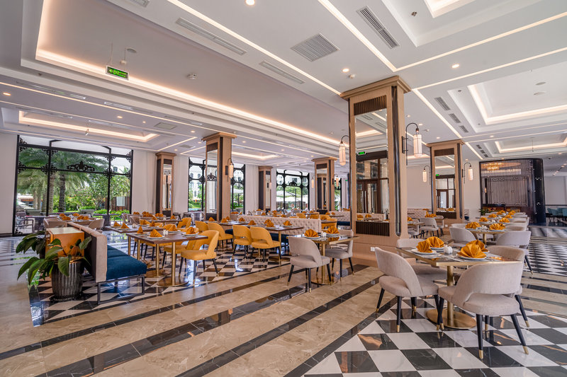 Wyndham Garden Grandworld 6